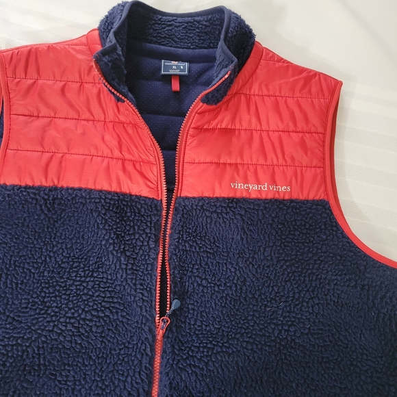 Vineyard Vines Performance Men's Puffer Polyester Vest Size XL Red Blue - Picture 8 of 13